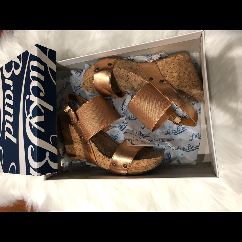 Sold Out Lucky Brand Leather Mumbah Wedge Sandal - Picture 3 of 8